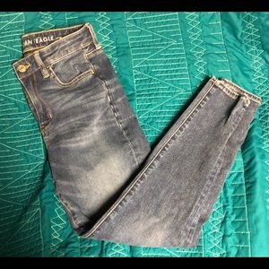 High waisted AE Jeans